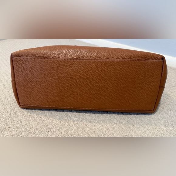 Cuyana System Tote 16” Caramel - Picture 6 of 6